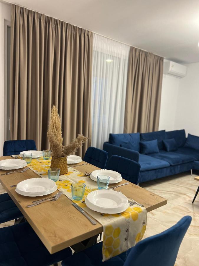 Pine Apartments At San Pietro Resort Durrës Esterno foto
